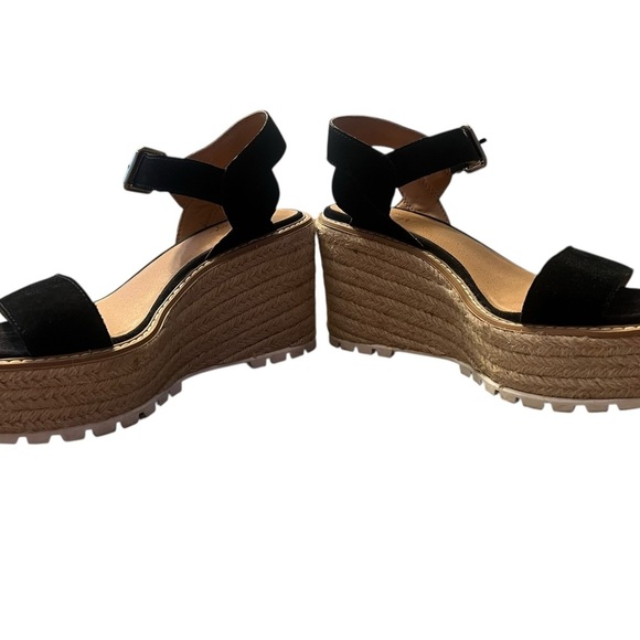 Crown Vintage Black and Tan Platform Wedge Sandals - Picture 6 of 10